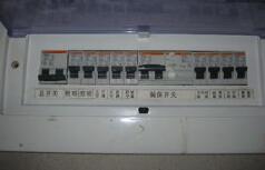 你知道嗎,哪些技術(shù)措施可以保護(hù)低壓配電系統(tǒng)漏電